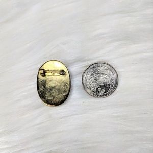 Vintage Jewelry - Vintage Cameo Brooch Vintage Jewelry - Vintage Cameo Brooch
